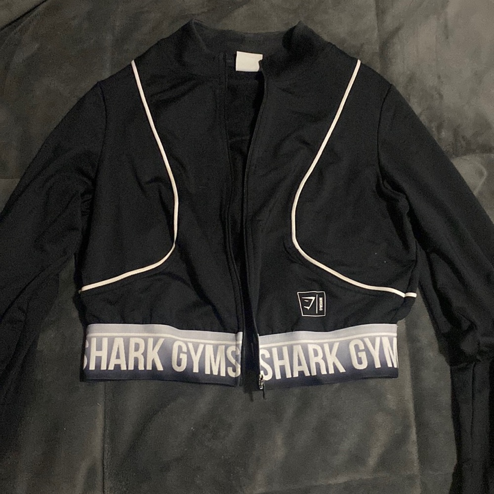 GymShark cropped jacket